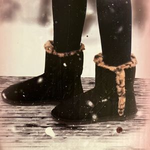 NWT Kids Serra Cozy Boots Black Faux Suede/Leopard Faux Fur Upper Size 4 in Box